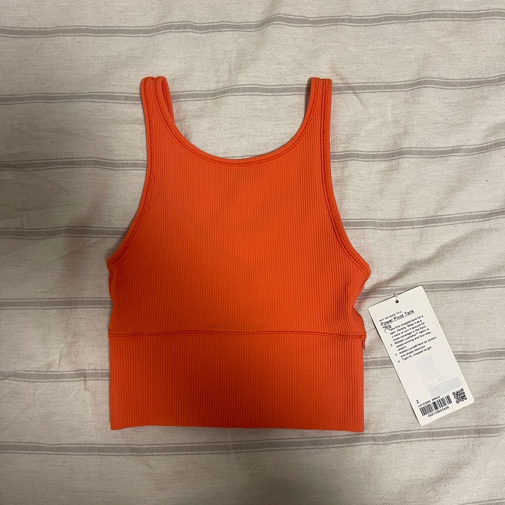 NWT lululemon power pivot tank